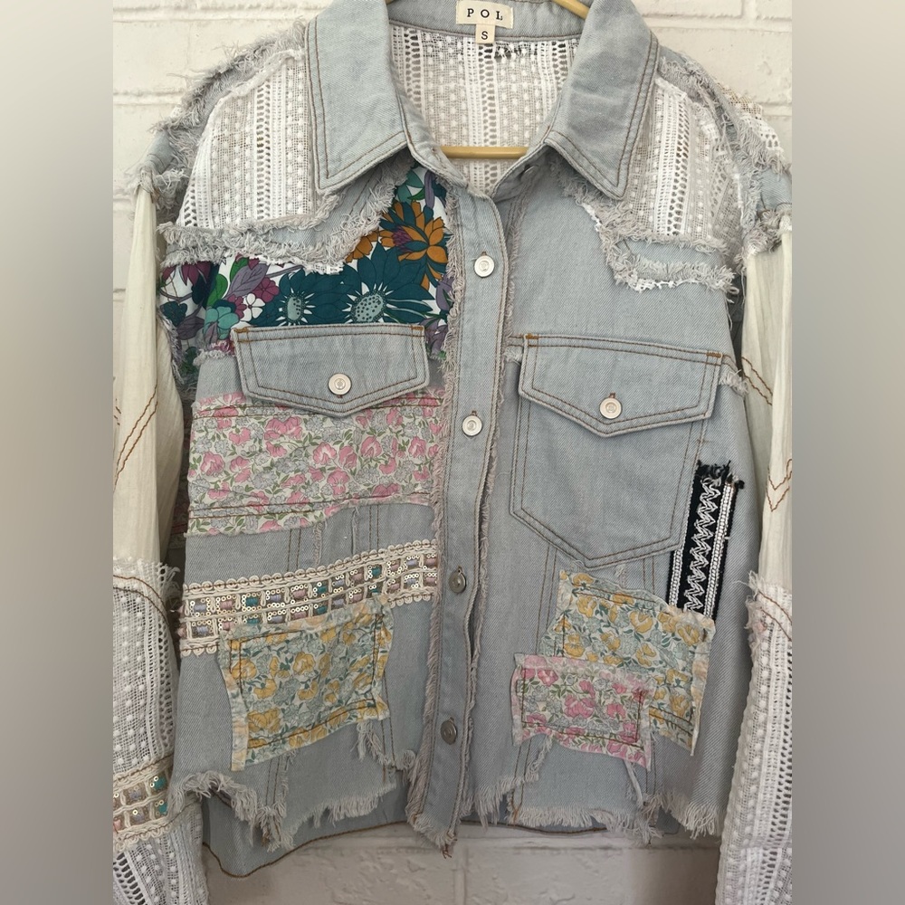 POL Patchwork Lace Denim Distressed Oversized Jac… - image 6